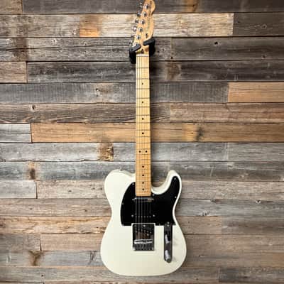 Fender Deluxe Nashville Telecaster with Maple Fretboard 2017 White Blonde image 2