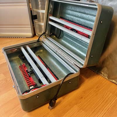 14U 100HP Eurorack Travel Case w/ 5-Amp Power, Halliburton style image 2