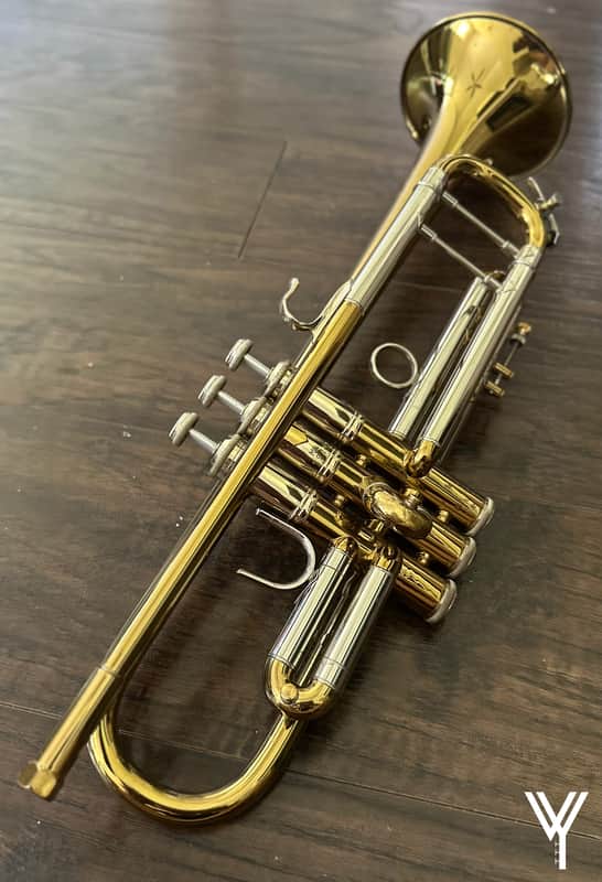 Bach 43* Corporation Bb Trumpet 1975 - Lacquer image 1