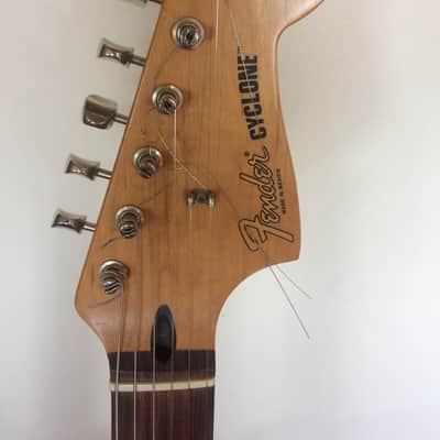 Fender Cyclone Red image 2