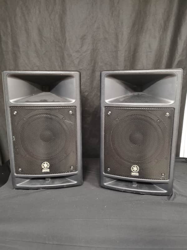 Yamaha Stagepas 300 image 1