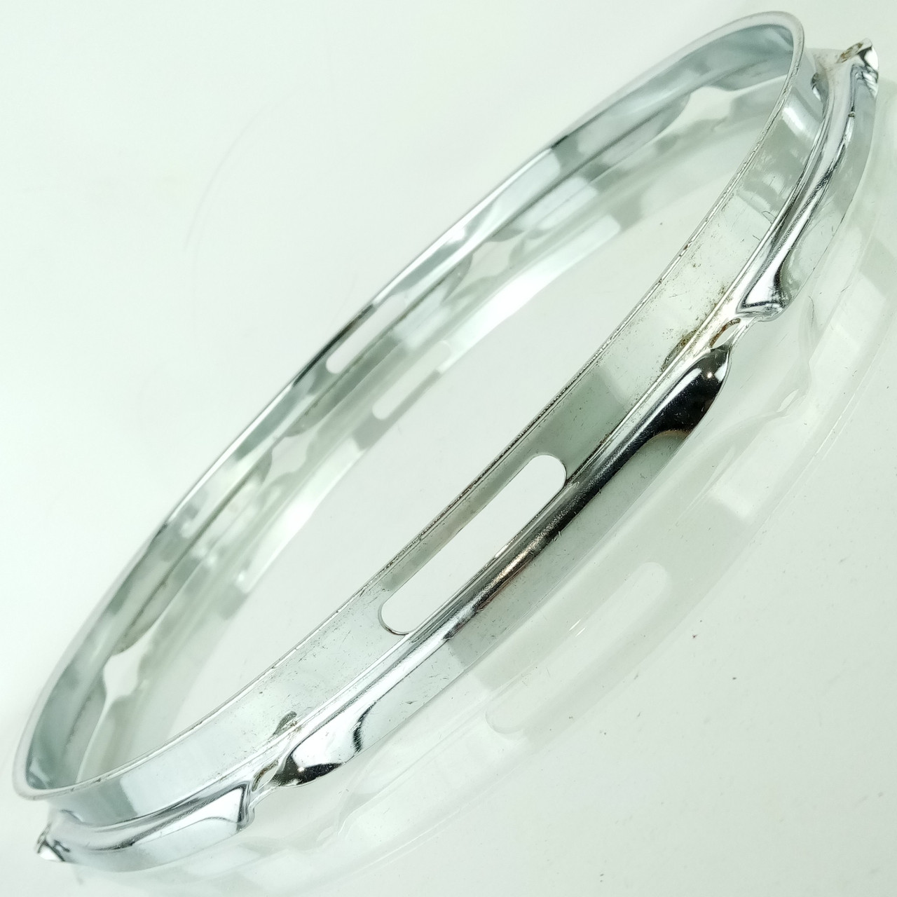 Ludwig 14"Snare Drum Resonant 8Lug 1.6mm Rim/Hoop Chrome Rounded Gates Jazz F60s — main photograph