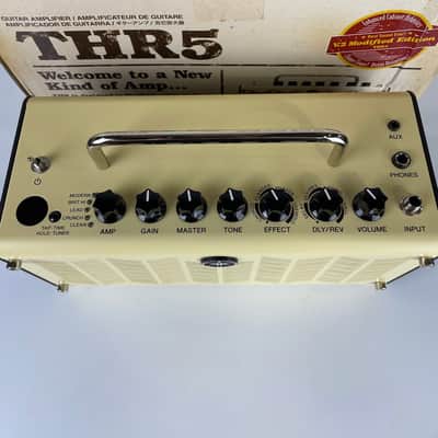 Yamaha THR5 Electric Guitar Combo Amplifier, 10W, Cream image 3