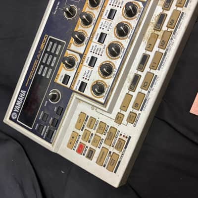 Yamaha AN200 Analog Modeling Groove Box Desktop Synthesizer Unit Only Tested image 7
