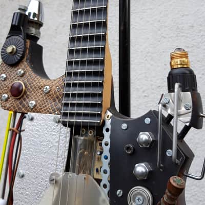 Sixstringsninelives Guitardesign Steampunk I Strat-Style 2019 Custom Colour image 7