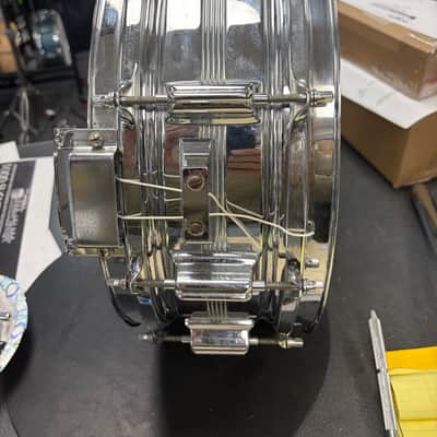 Rogers vintage "Dynasonic" 5 1/2x14 snare drum late 60's early 70's - chrome image 7