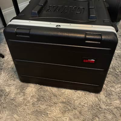 Gator GR-8L Standard 8U 19" Rack Case 2010s - Black image 1