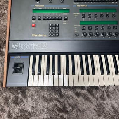 Oberheim Matrix 12 1985 - Black image 12