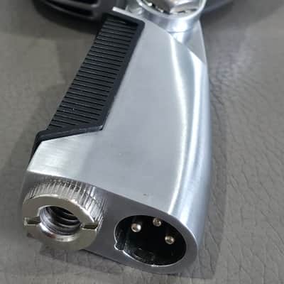 Shure Super 55 Deluxe Supercardioid Dynamic Microphone image 9