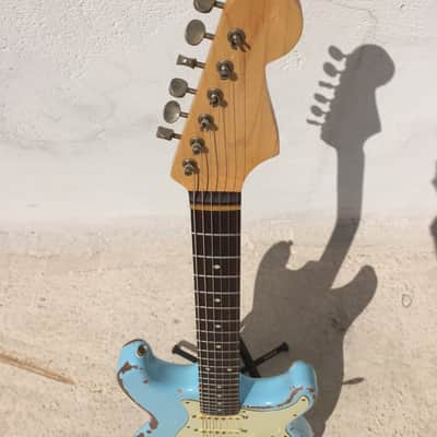 Stratocaster replica CITES Certified Brazilian Rosewood fingerboard image 2