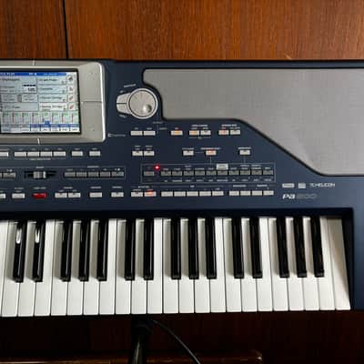 Korg Pa800 - Professional 61-Key Arranger Keyboard with Built-In Speakers w/ bag image 4