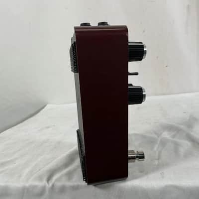 Universal Audio Ruby ’63 Top Boost Amplifier - Ruby / Silver image 2