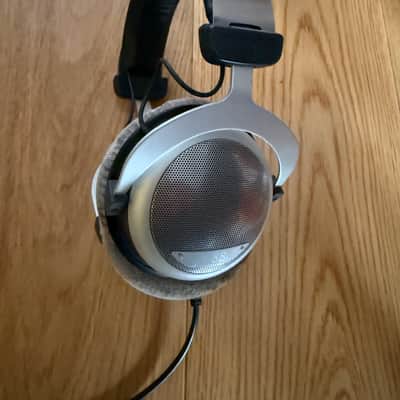 Beyerdynamic DT-880 Pro Studio Headphones 2010s - Black/Silver image 1