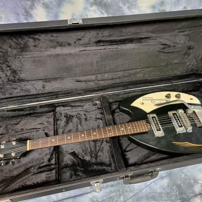 Video Demo 1967 Teisco May Queen Black White Pro Setup New Strings Hard Shell Case image 18