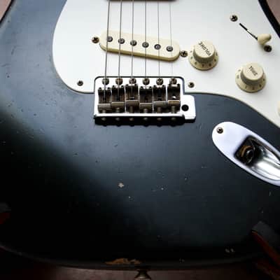 FENDER USA CS Mastertbuilt 56' Reissue Active Stratocaster Relic * Todd Krause "Faded British Racing Green" (2022) image 7