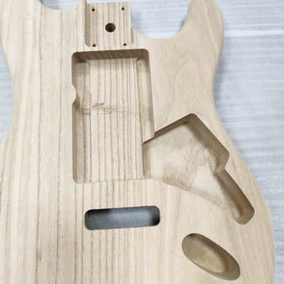 Unfinished Poplar Wood Stratocaster Strat Style Body image 11