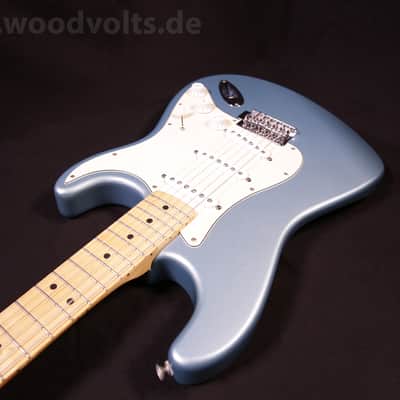 Fender Stratocaster Mexico Standard Serie 2002 - Agave blue image 4