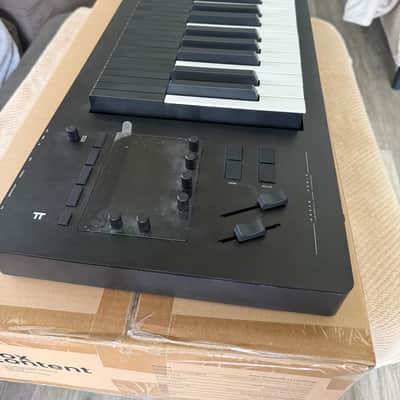 Expressive E Osmose 49-Key 24-Voice Polyphonic Synthesizer 2022 - Present - Black image 1