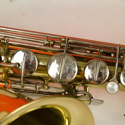Used 1969 Conn 10M Tenor Saxaphone, Hard Case image 8