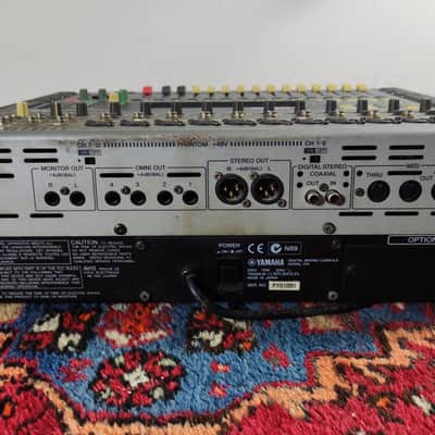 Yamaha 01v image 4