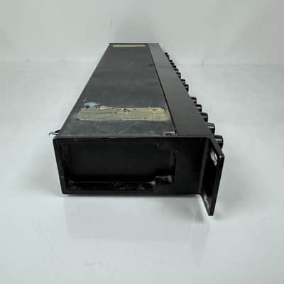 Alesis 3630 Compressor RMS/Peak Dual Channel Compressor Limiter With Gate image 5