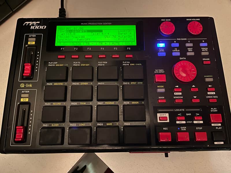 DJ機材 AKAI MPC1000 DJ機材 MPCX AKAI PROFESSIONAL MPC X Studio Drum Sampler | Akai Pro