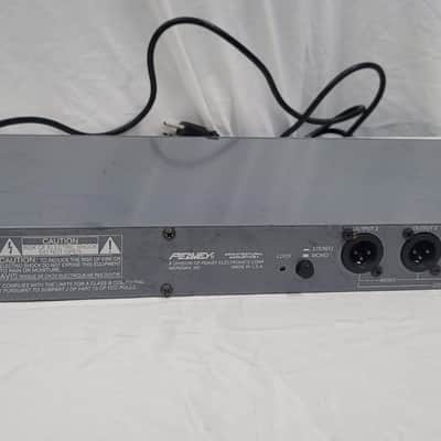 Peavey IDL 1000 2 Input Multi-Tap Digital Delay Rack Mounted Effect image 2