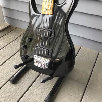 Left Handed Peavey Foundation Bass Made in USA 1985 Super Ferrite Pickups Original Case! image 5