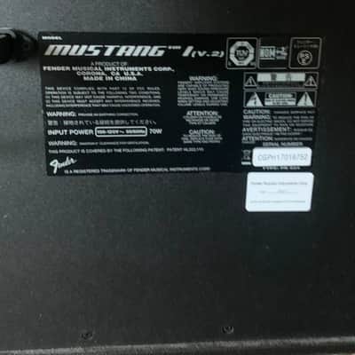 Fender Mustang 1 v2 20w/70w Guitar Amp image 3