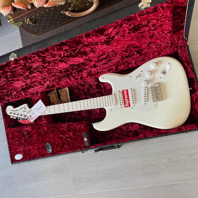 Fender SUPREME Limited Stratocaster 2017 - White image 2
