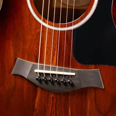Taylor 222ce-K DLX Grand Concert Acoustic/Electric Guitar with Hardshell Case image 11