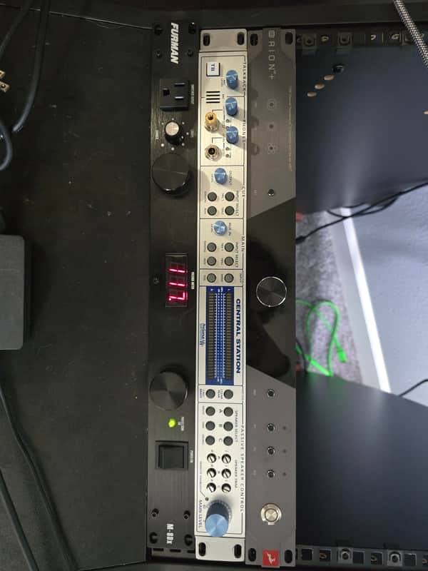 PreSonus Central Station Plus Monitor Controller with Remote Control 2010s - Silver image 1