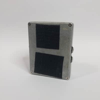 Electro-Harmonix Stereo Pulsar Analog Tremolo image 11