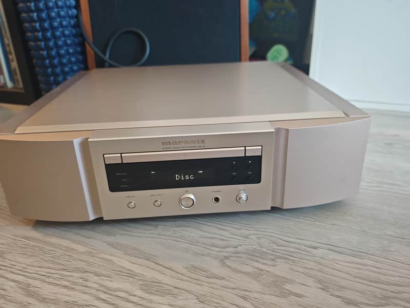 Marantz SA-10 SACD Player /DAC Reference Series Champagne Gold - Japanese edition image 1