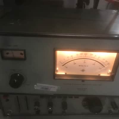 Brüel & Kjaer Tracking Frequency Multiplier Type 190 1960's - Olive green image 9