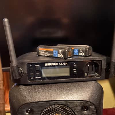 Shure GLXD4 Wireless Instrument System image 2