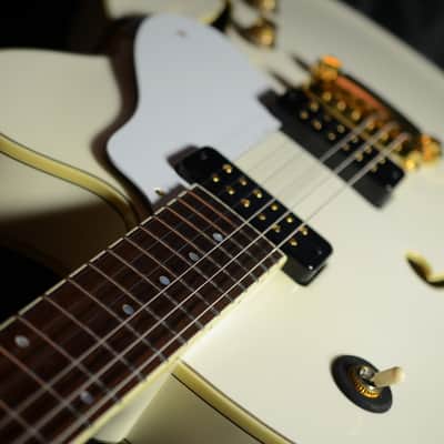 Yamaha AES1500 Pearl Snow White image 7