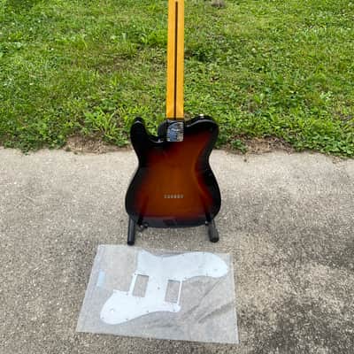 Fender American Professional II Telecaster Deluxe with Maple Fretboard 2020-Present 3-Color Sunburst image 3