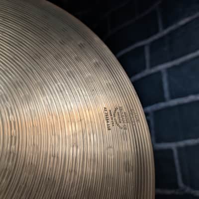 Zildjian 16" ZBT Crash Cymbal – Bright Attack • Fast Response • Cutting Projection image 4