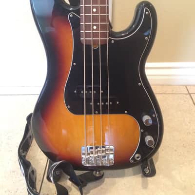 Fender Standard (MIM) Precision Bass Tobacco Sunburst image 2