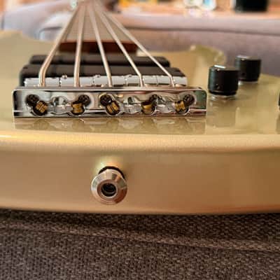 Sadowsky Metroexpress Modern 5-String 2025 - Champagne Metallic with updated pickups and VTC preamp image 9