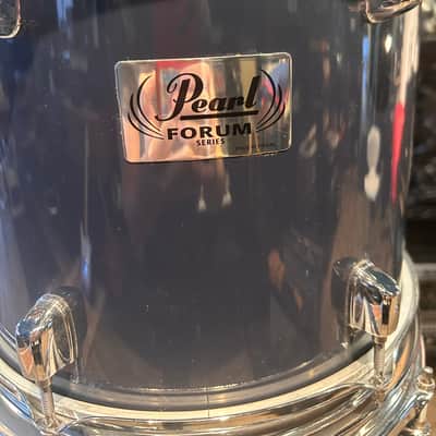 Pearl Forum Series Drum Kit - Blue image 2