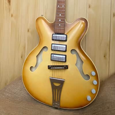 Mariya Electric Guitar 6 Strings USSR Soviet Vintage and Rare image 1