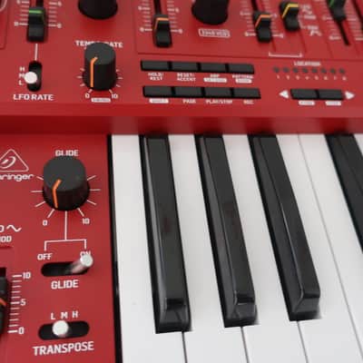 Behringer MS-1 / MS-101 Analog Synthesizer 2019 Red Original Box Grip Strap Manual Power image 6