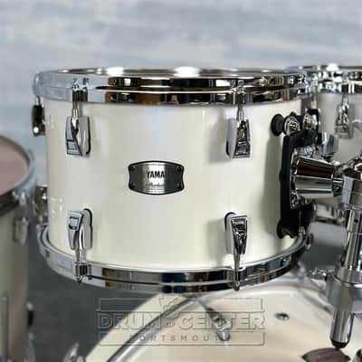 Yamaha Absolute Hybrid Maple 4pc Drum Set Polar White image 2
