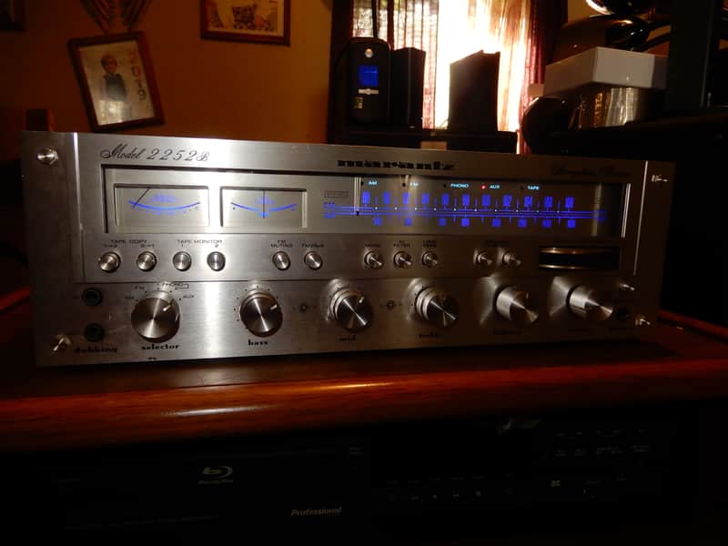 Marantz Model 2252B 52-Watt Stereo Solid-State Receiver