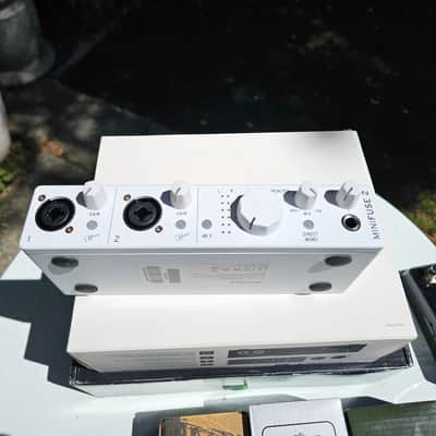 Arturia MiniFuse 2 USB-C Audio Interface 2021 - Present - White image 2