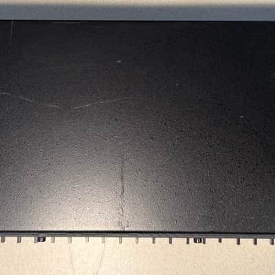 dbx 231 Dual Channel 31-Band EQ 2000s - Gray image 2