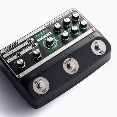 Boss RE-1000 Digital Multi-Echo | Reverb