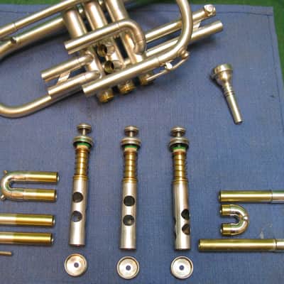Holton Super Collegiate Silver Cornet 1955 - Reconditioned - Case & Bach 7C MP image 16